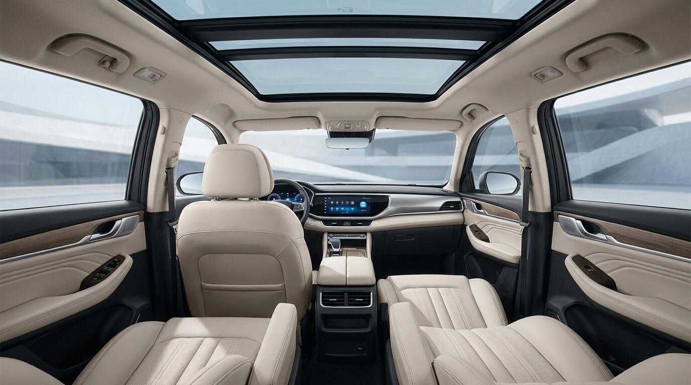 Dongfeng Huge - Notranjost